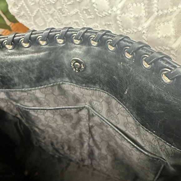 Michael Kors Black Quilted Hamilton Hippie Leather Grommet Bag - Picture 15 of 16